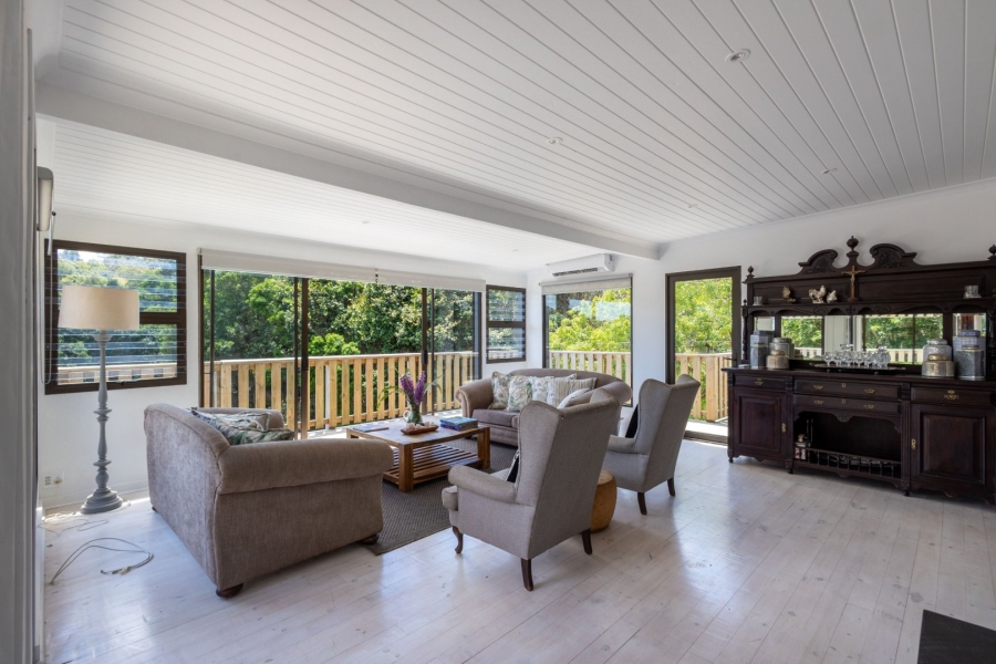 3 Bedroom Property for Sale in The Crags Western Cape